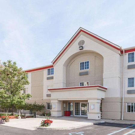 MainStay Suites Detroit Auburn Hills Extérieur photo
