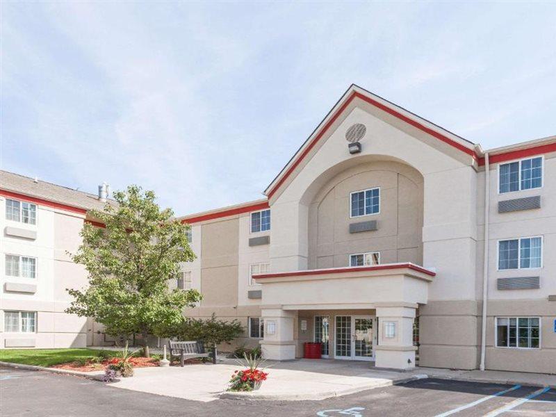 MainStay Suites Detroit Auburn Hills Extérieur photo