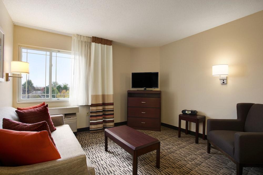 MainStay Suites Detroit Auburn Hills Extérieur photo