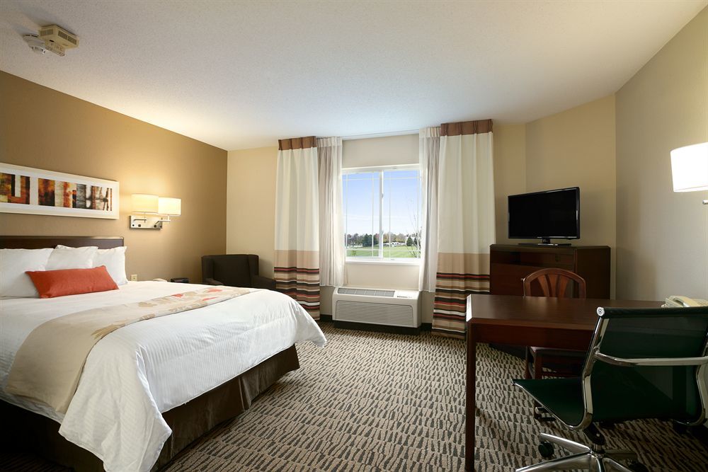 MainStay Suites Detroit Auburn Hills Extérieur photo